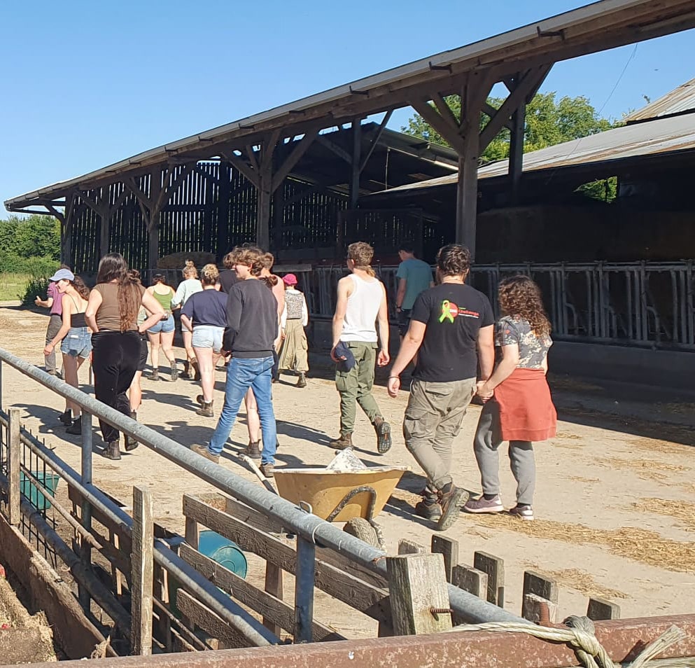 Buitenlandexcursie langs Franse en Belgische bio- en bd-boerderijen.